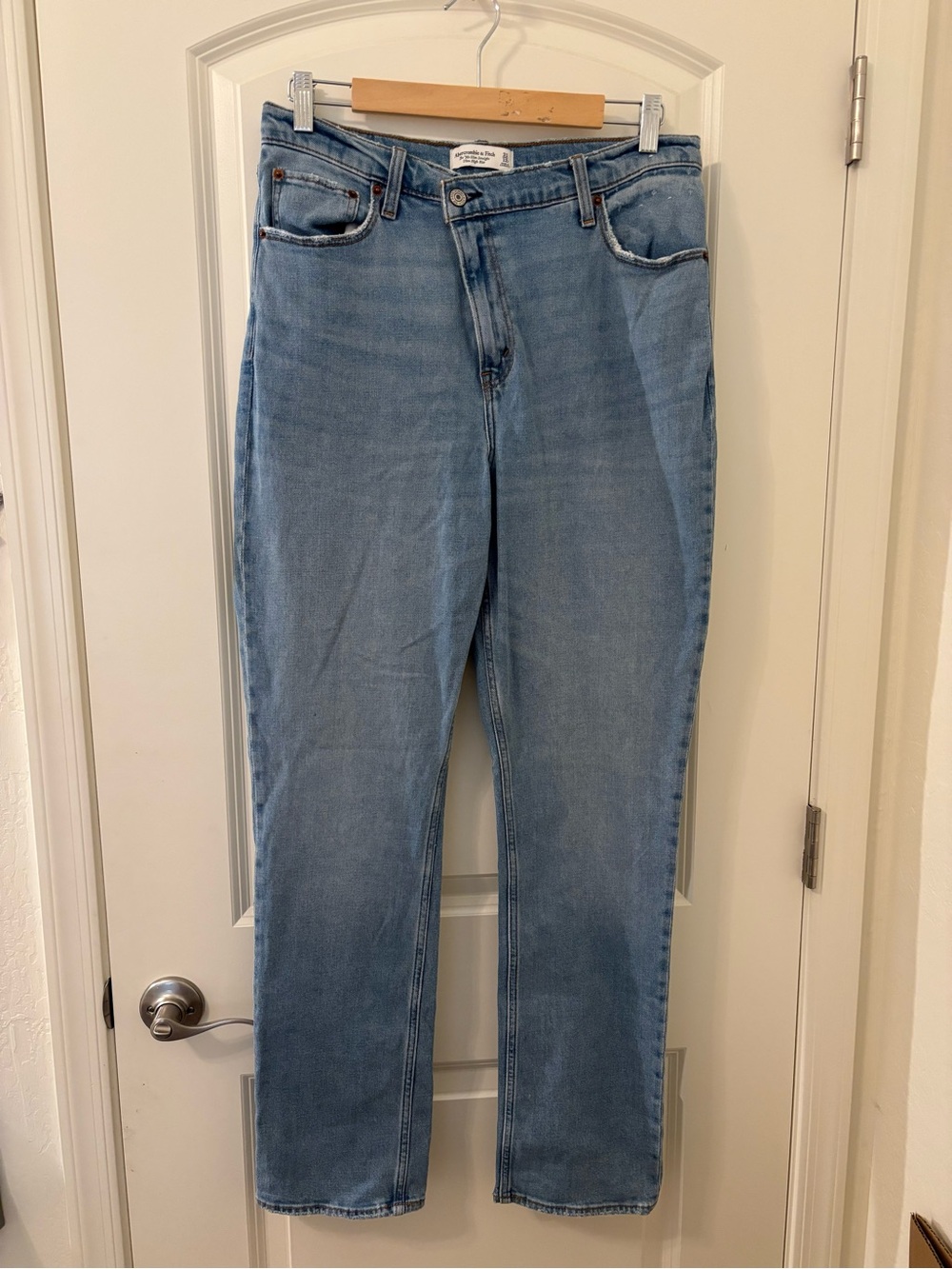 Abercrombie & Fitch 90’s slim straight
